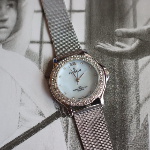 Peugeot Watch - Picture 2 of 6